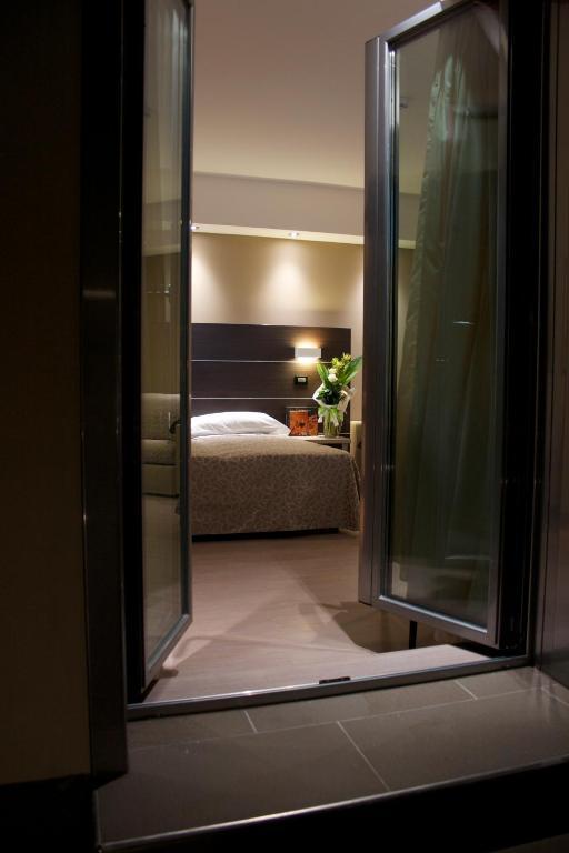 Hotel La Conchiglia Romano di Lombardia Ruang foto